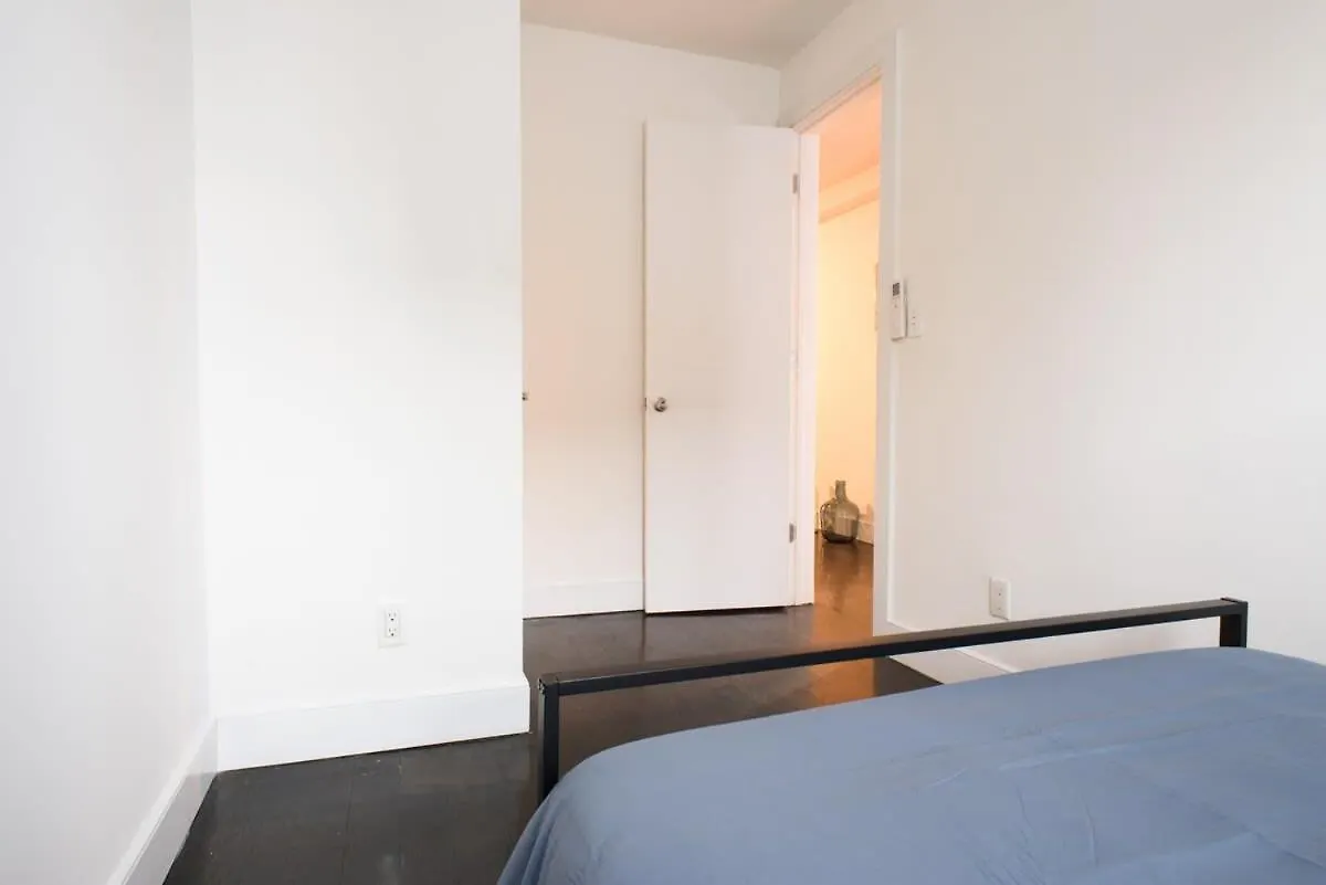 39-1 Renovated 3Br Apartment New York
