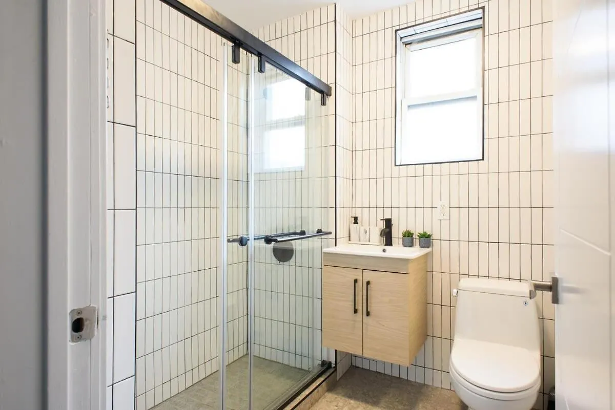 39-1 Renovated 3Br Apartment New York