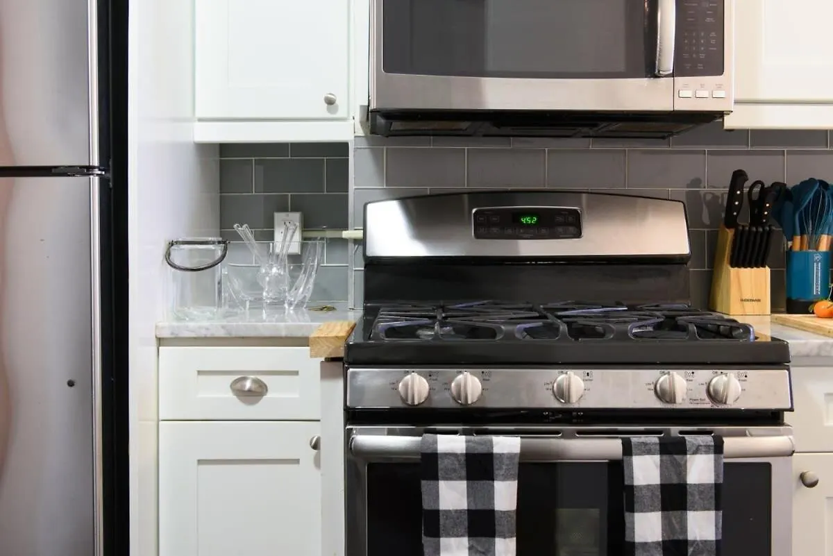 דירות ניו יורק 39-1 Renovated 3Br 0*,  ארצות הברית
